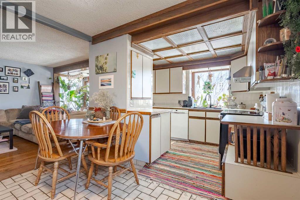 3124 14 Street Nw, Calgary, Alberta  T2K 1H8 - Photo 4 - A2288350