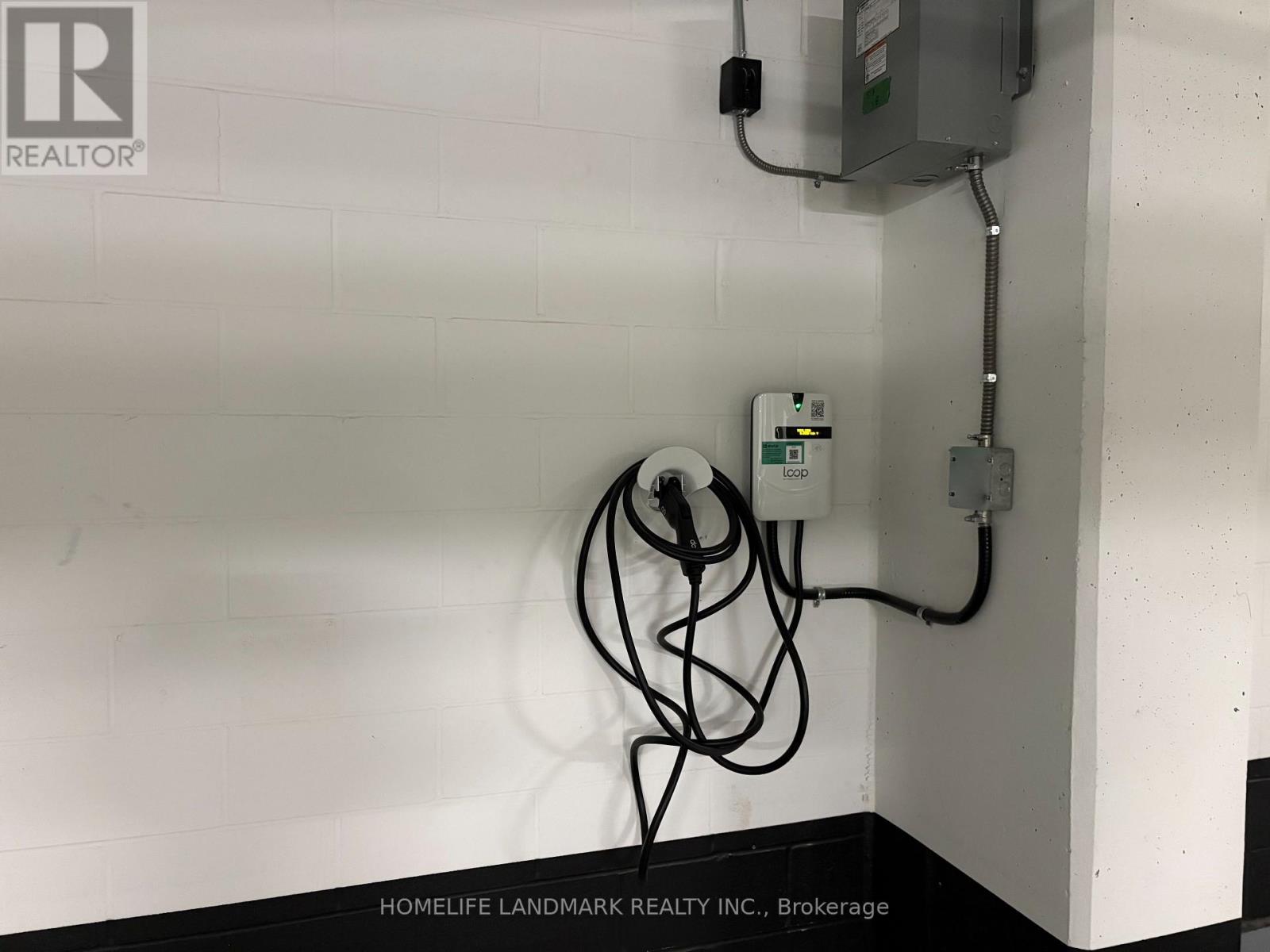 2202 - 1 Quarrington Lane, Toronto, Ontario  M3C 0S4 - Photo 32 - C12859352