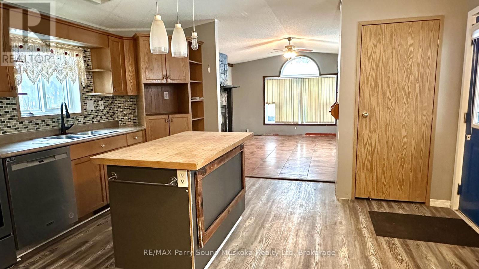 3 Little's Lane, Carling, Ontario  P0G 1G0 - Photo 10 - X12859444