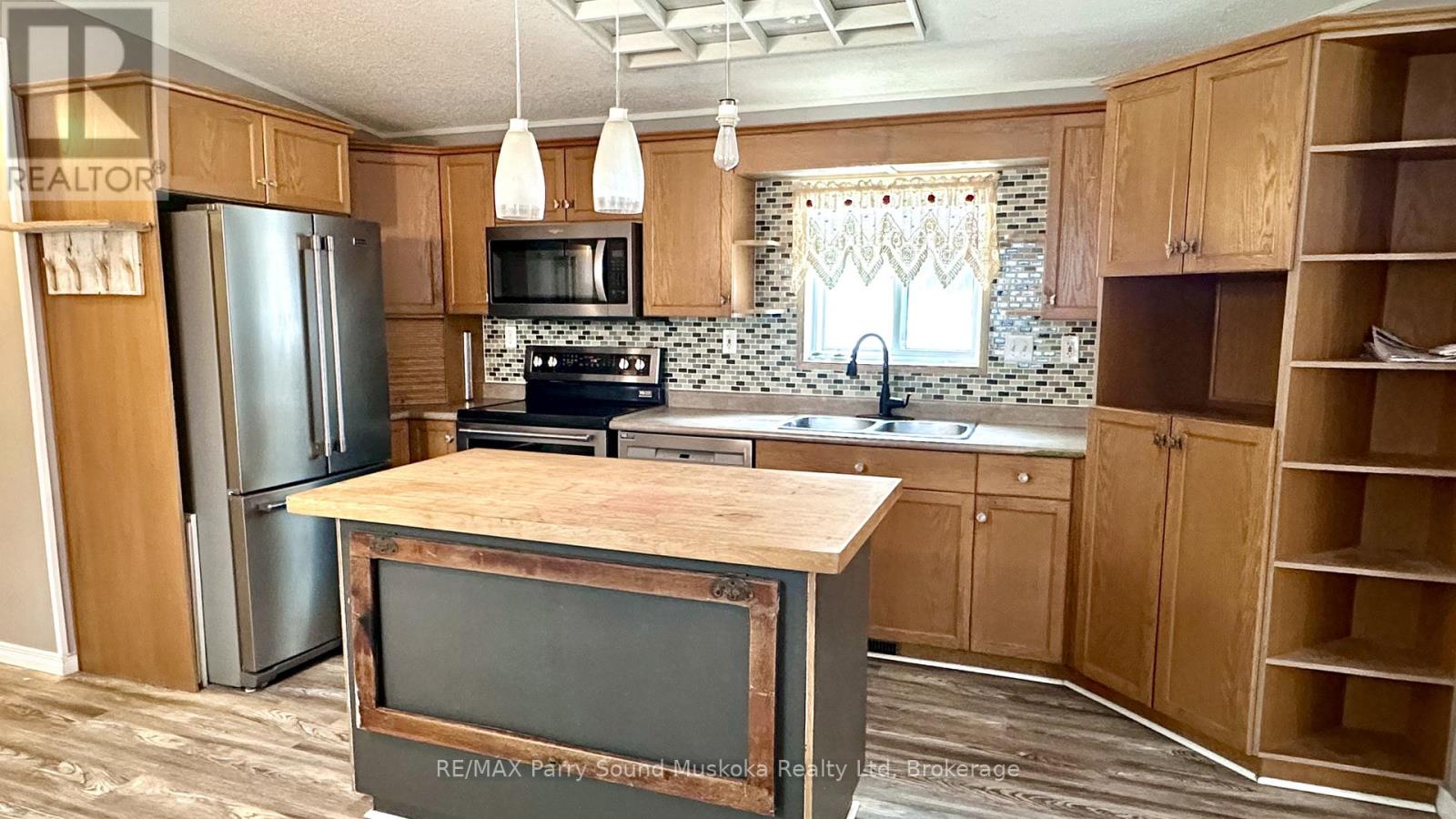 3 Little's Lane, Carling, Ontario  P0G 1G0 - Photo 11 - X12859444