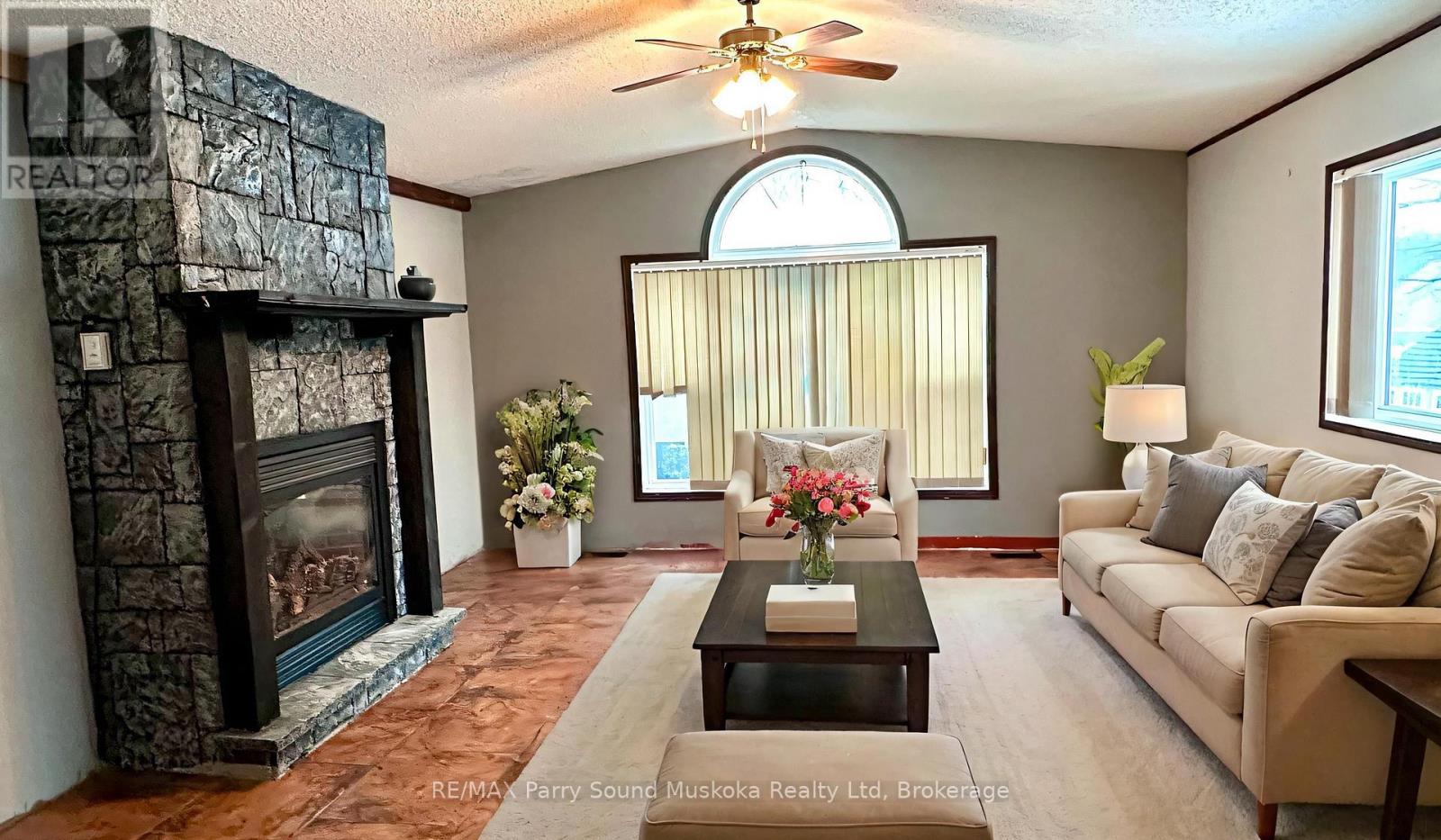 3 Little's Lane, Carling, Ontario  P0G 1G0 - Photo 15 - X12859444