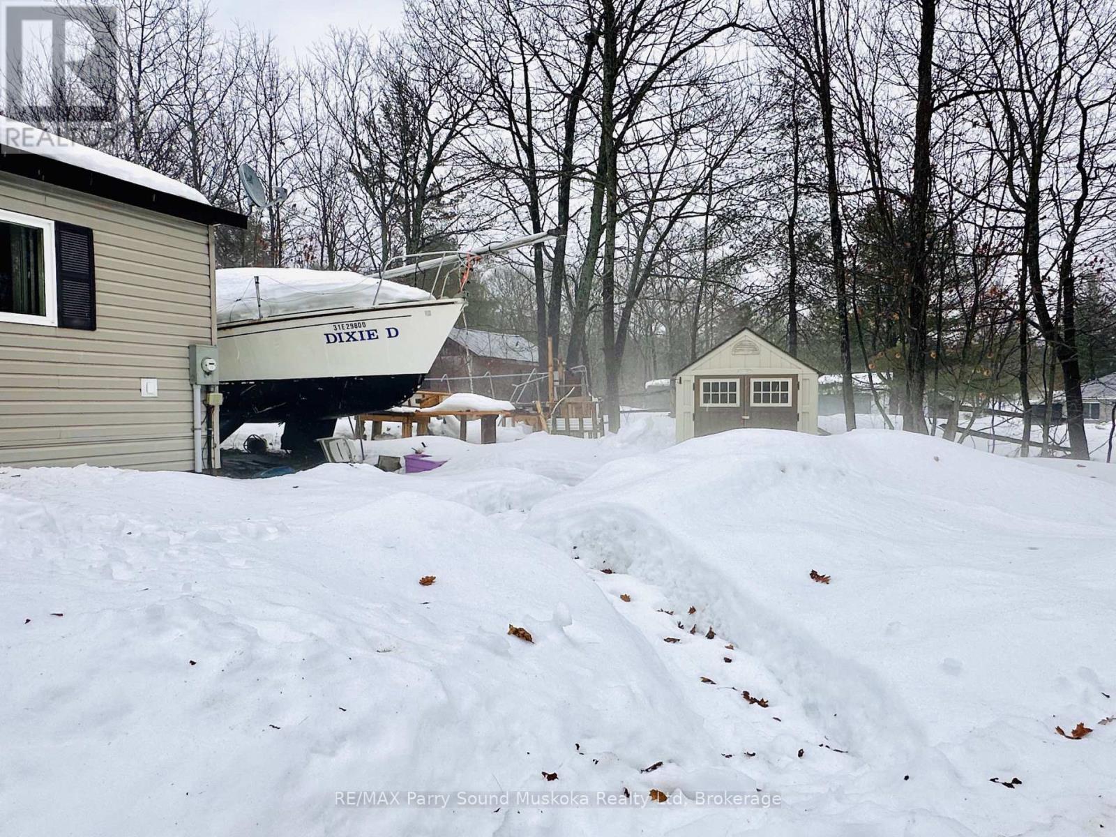 3 Little's Lane, Carling, Ontario  P0G 1G0 - Photo 4 - X12859444