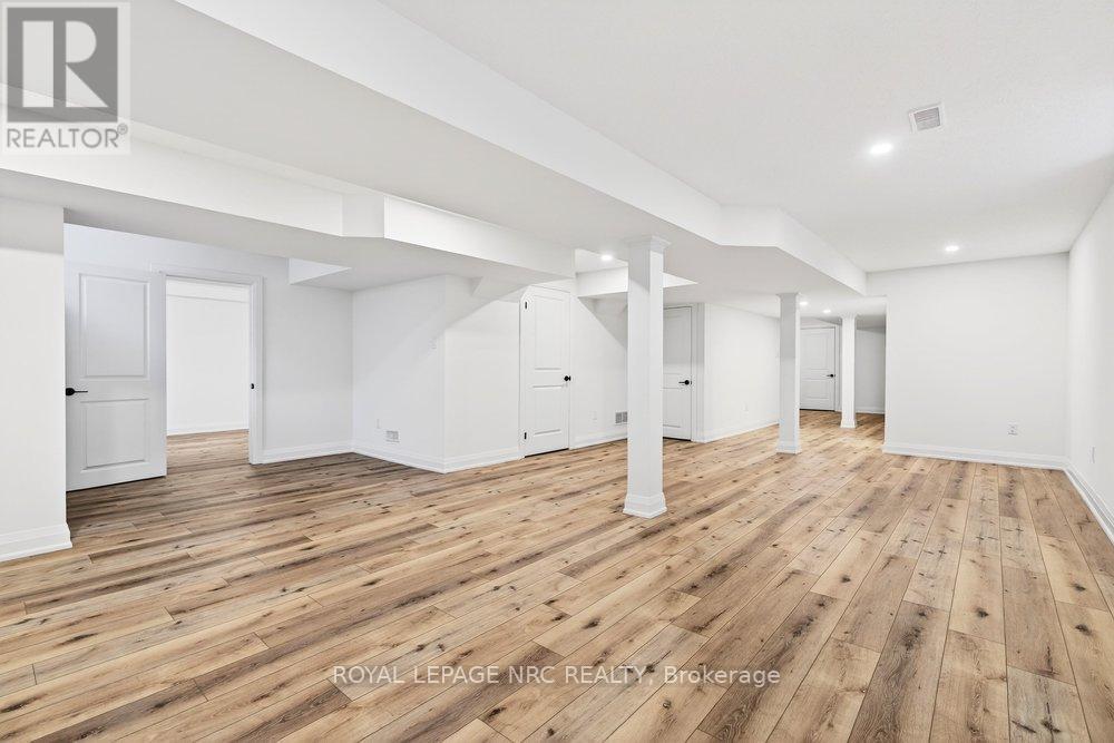 63 Beachwalk Crescent, Fort Erie, Ontario  L0S 1B0 - Photo 39 - X12400990