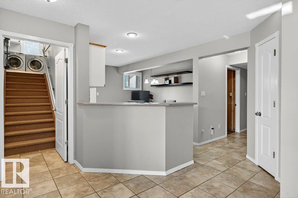 10 Oakridge Dr S, St. Albert, Alberta  T8N 6E4 - Photo 33 - E4476262