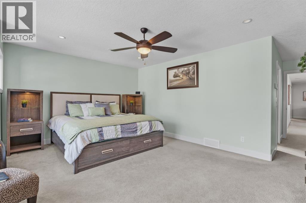 95 Mahogany Manor Se, Calgary, Alberta  T3M 0Y2 - Photo 32 - A2289615