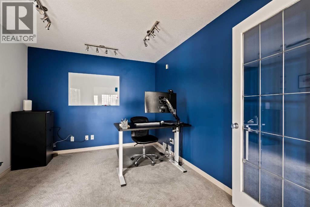 1560 Strathcona Drive Sw, Calgary, Alberta  T3H 4R8 - Photo 8 - A2290403