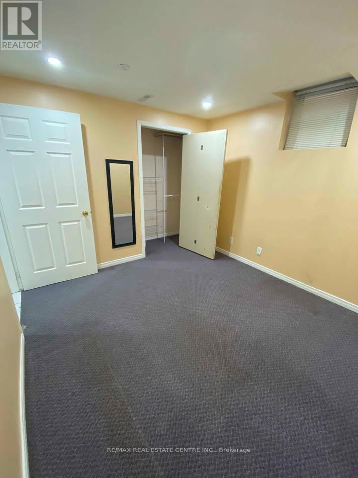 180 Morningview Trail, Toronto, Ontario  M1B 5L5 - Photo 4 - E12859468