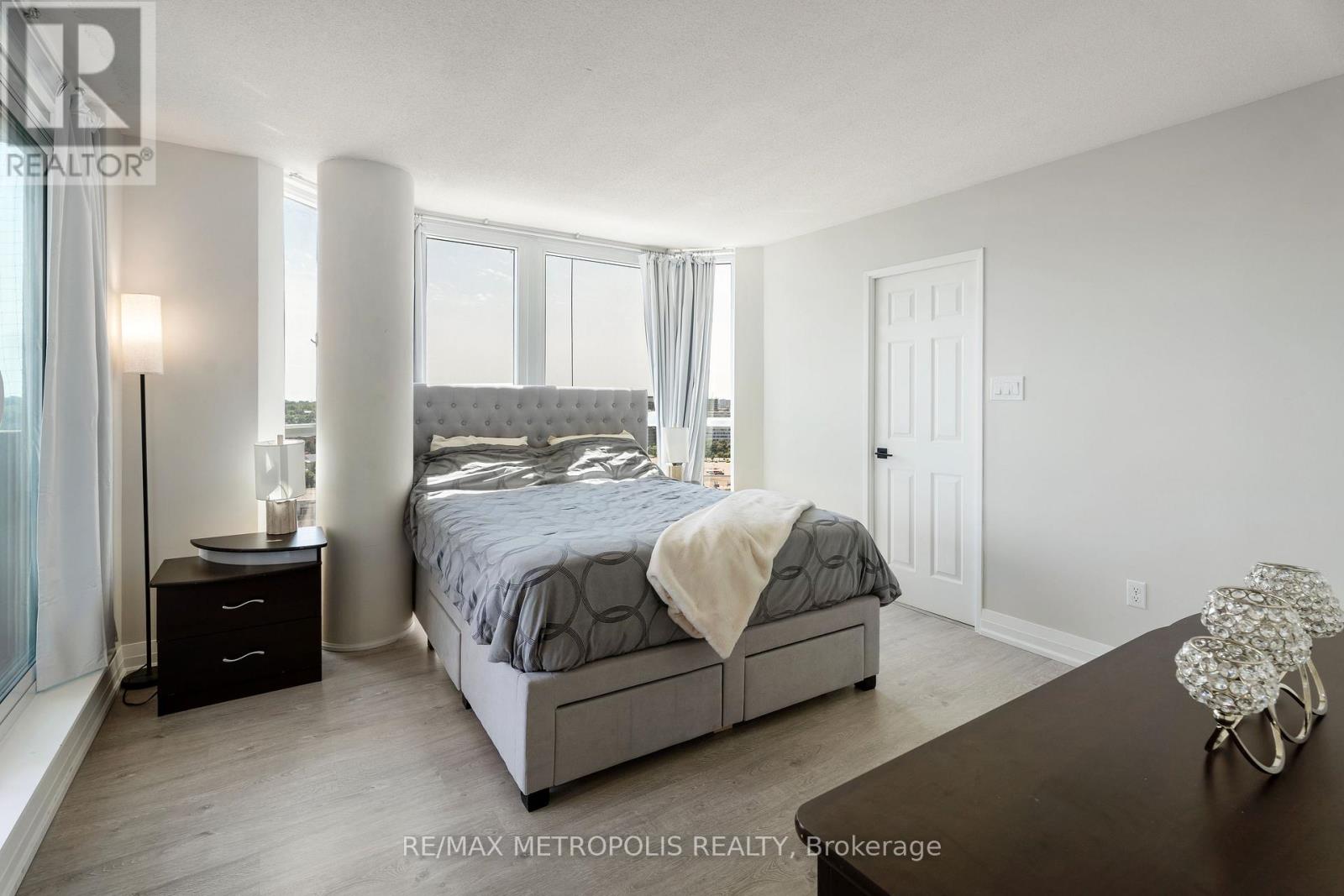 1707 - 3233 Eglinton Avenue E, Toronto (Scarborough Village), Ontario  M1J 3N6 - Photo 11 - E12859472