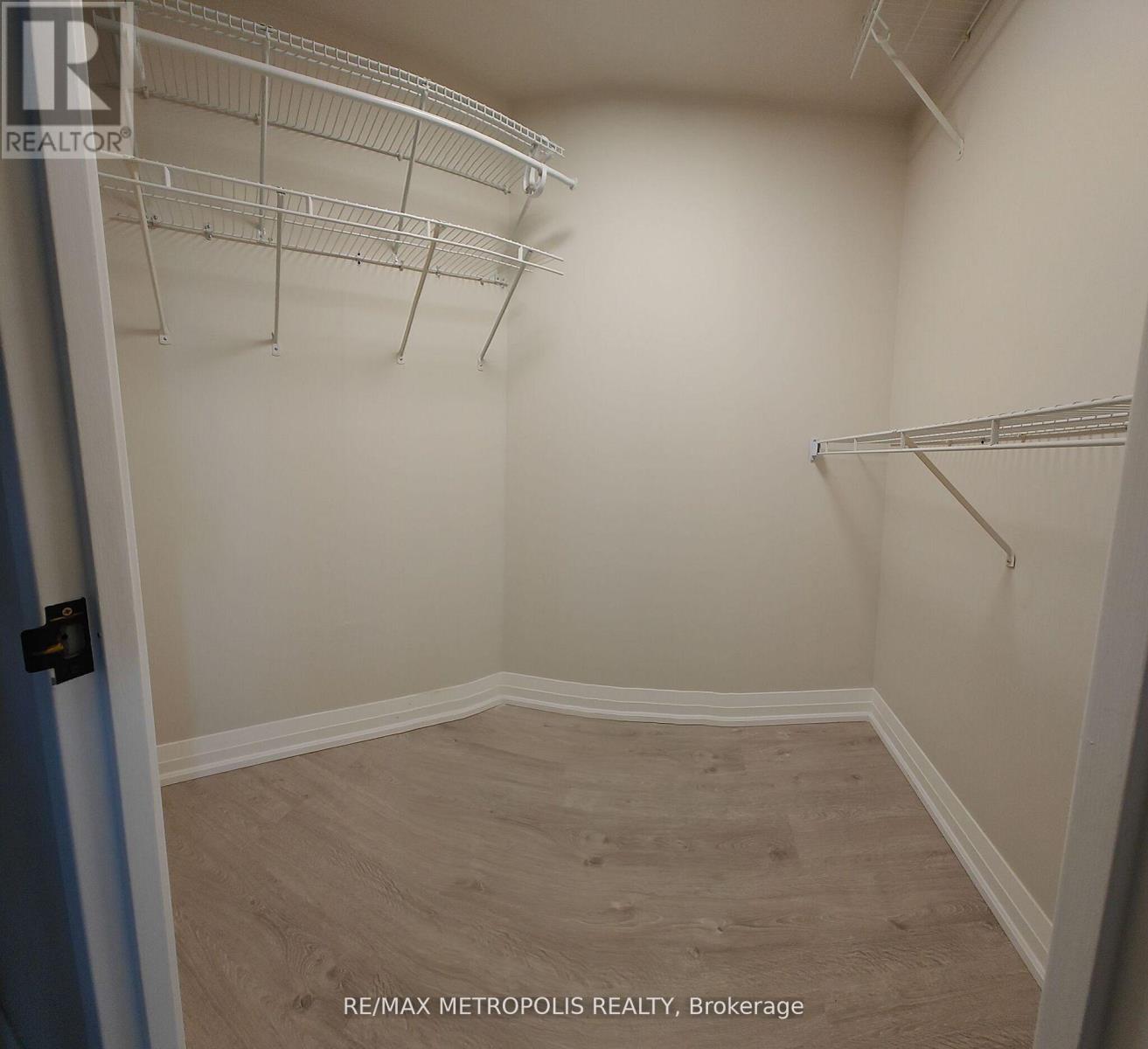 1707 - 3233 Eglinton Avenue E, Toronto (Scarborough Village), Ontario  M1J 3N6 - Photo 13 - E12859472