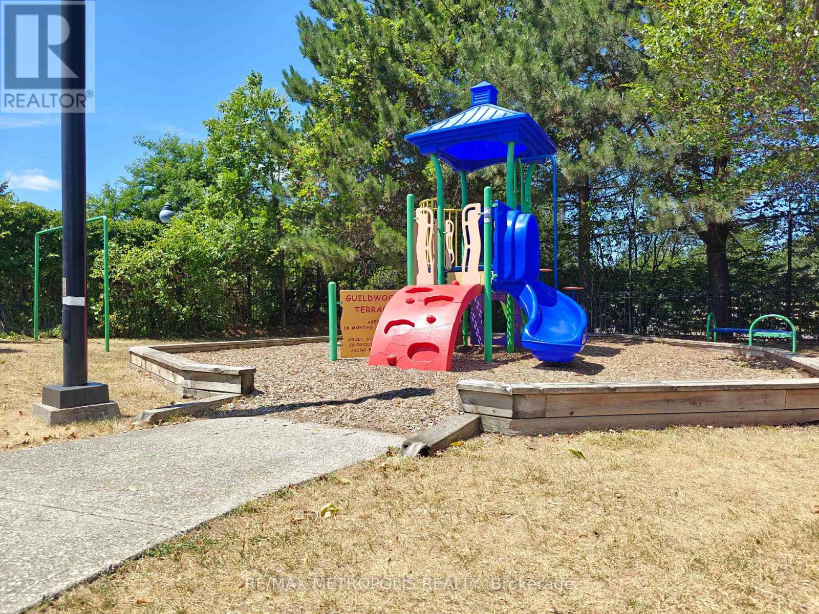 1707 - 3233 Eglinton Avenue E, Toronto (Scarborough Village), Ontario  M1J 3N6 - Photo 34 - E12859472