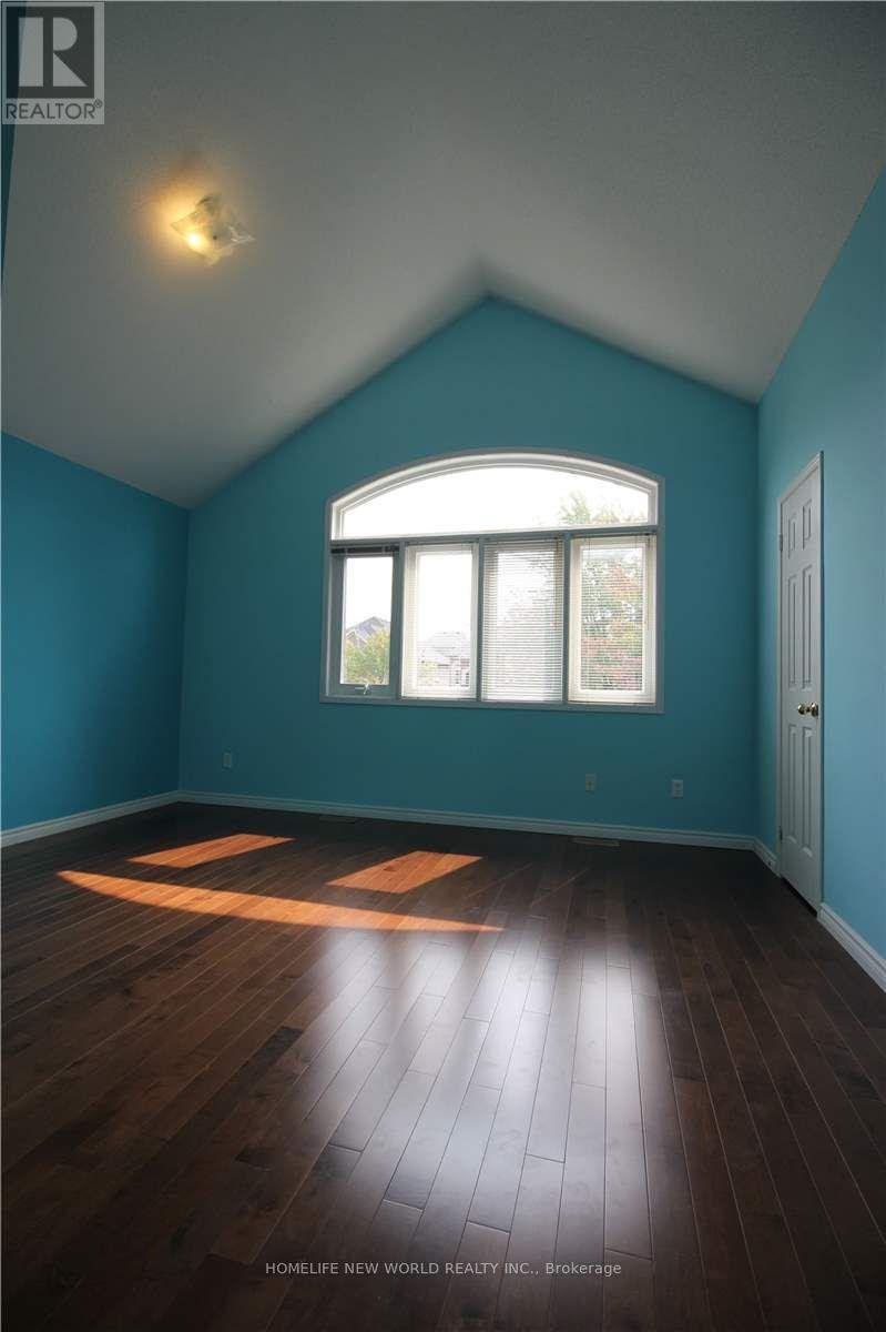 70 Futura Avenue, Richmond Hill (Rouge Woods), Ontario  L4S 1S8 - Photo 10 - N12859470