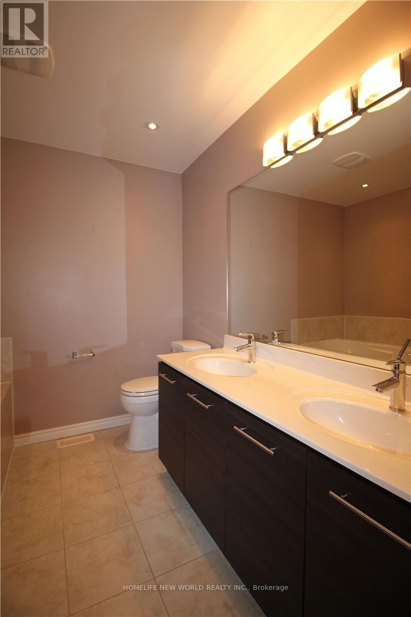 70 Futura Avenue, Richmond Hill (Rouge Woods), Ontario  L4S 1S8 - Photo 12 - N12859470