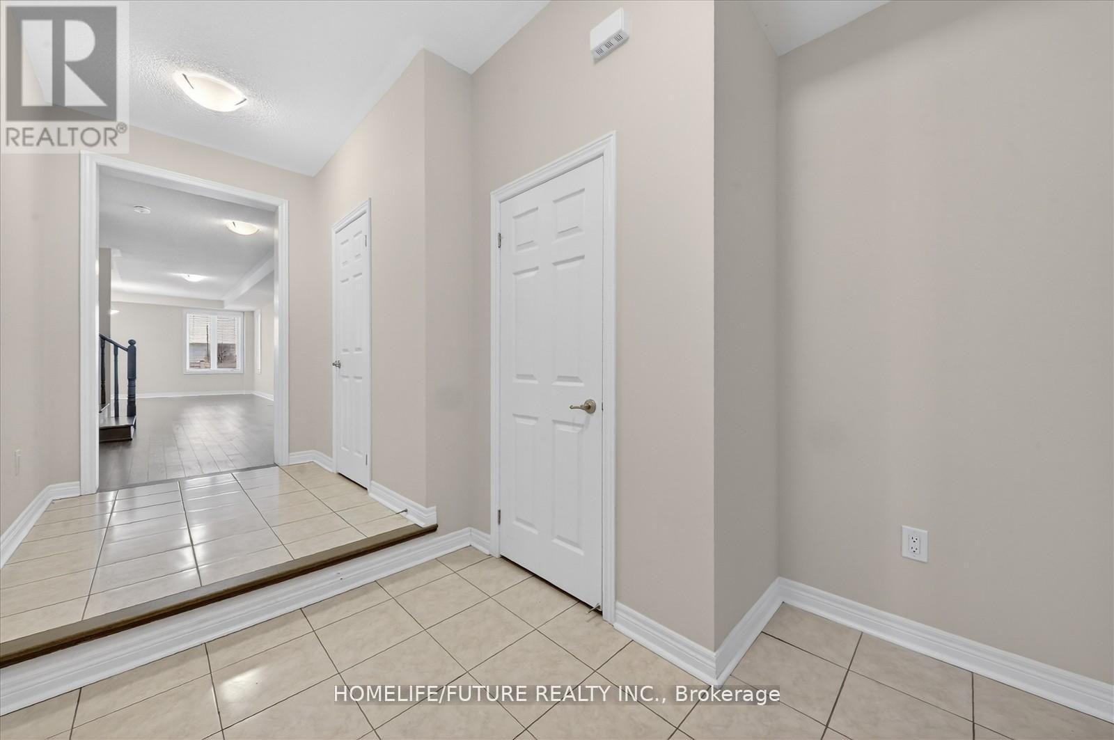 Main & 2nd - 180 Mumbai Drive, Markham (Middlefield), Ontario  L3S 3K5 - Photo 8 - N12859480