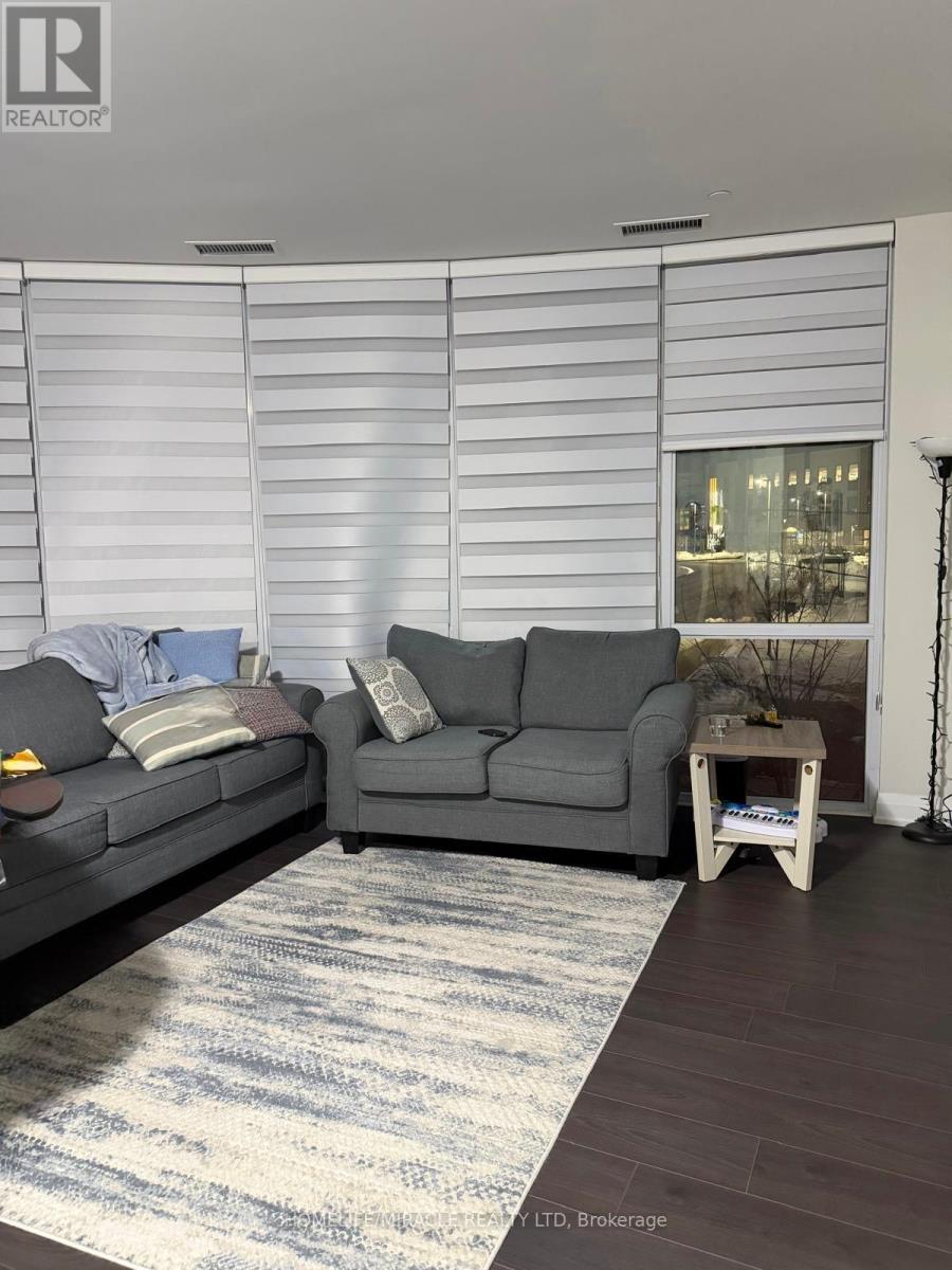 201 - 15 Lynch Street, Brampton (Queen Street Corridor), Ontario  L6W 2Z8 - Photo 11 - W12859460