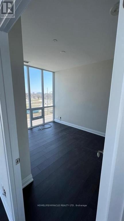 201 - 15 Lynch Street, Brampton (Queen Street Corridor), Ontario  L6W 2Z8 - Photo 12 - W12859460