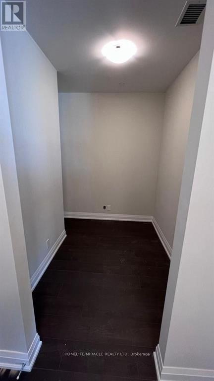 201 - 15 Lynch Street, Brampton (Queen Street Corridor), Ontario  L6W 2Z8 - Photo 19 - W12859460