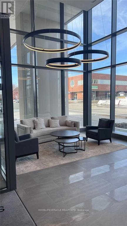 201 - 15 Lynch Street, Brampton (Queen Street Corridor), Ontario  L6W 2Z8 - Photo 2 - W12859460