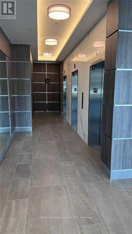 201 - 15 Lynch Street, Brampton (Queen Street Corridor), Ontario  L6W 2Z8 - Photo 3 - W12859460