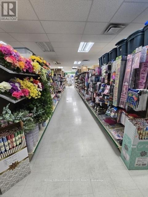 800 - 115 Christopher Drive, Cambridge, Ontario  N1R 4S1 - Photo 2 - X12859464