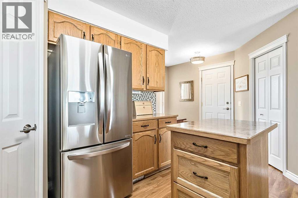 142 Freeman Way Nw, High River, Alberta  T1V 1V4 - Photo 9 - A2285593