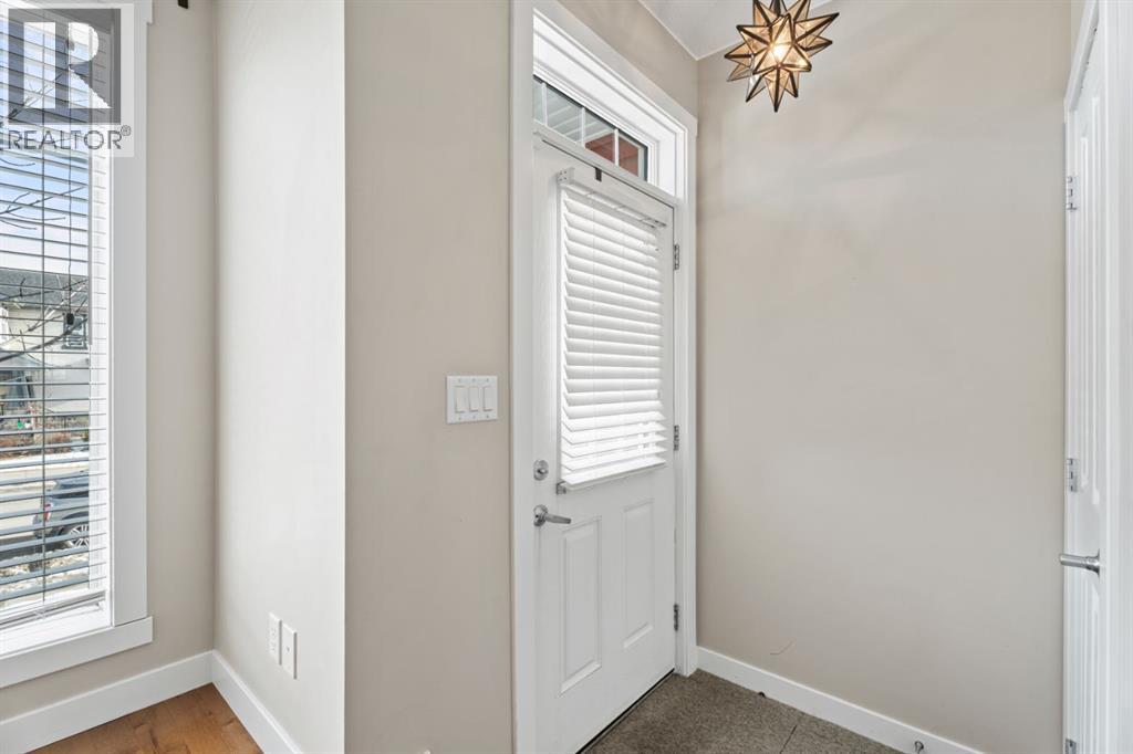 93 Aspen Hills Drive Sw, Calgary, Alberta  T3H 0P8 - Photo 6 - A2289936