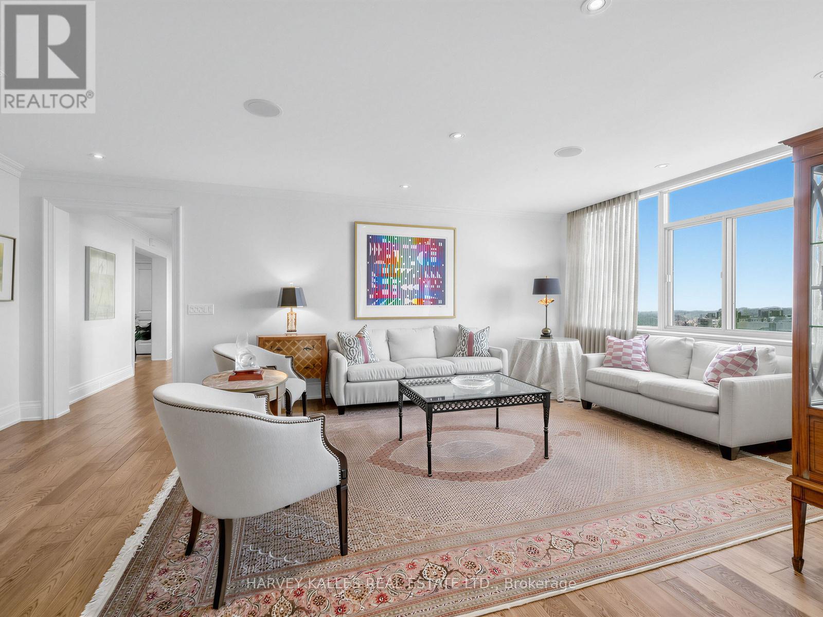 1201 - 500 Avenue Road, Toronto (Casa Loma), Ontario  M4V 2J6 - Photo 6 - C12856422