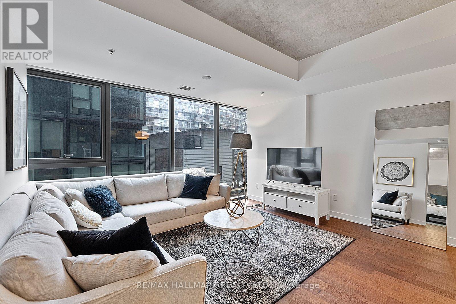 310 - 629 King Street W, Toronto, Ontario  M5V 0G9 - Photo 3 - C12859506