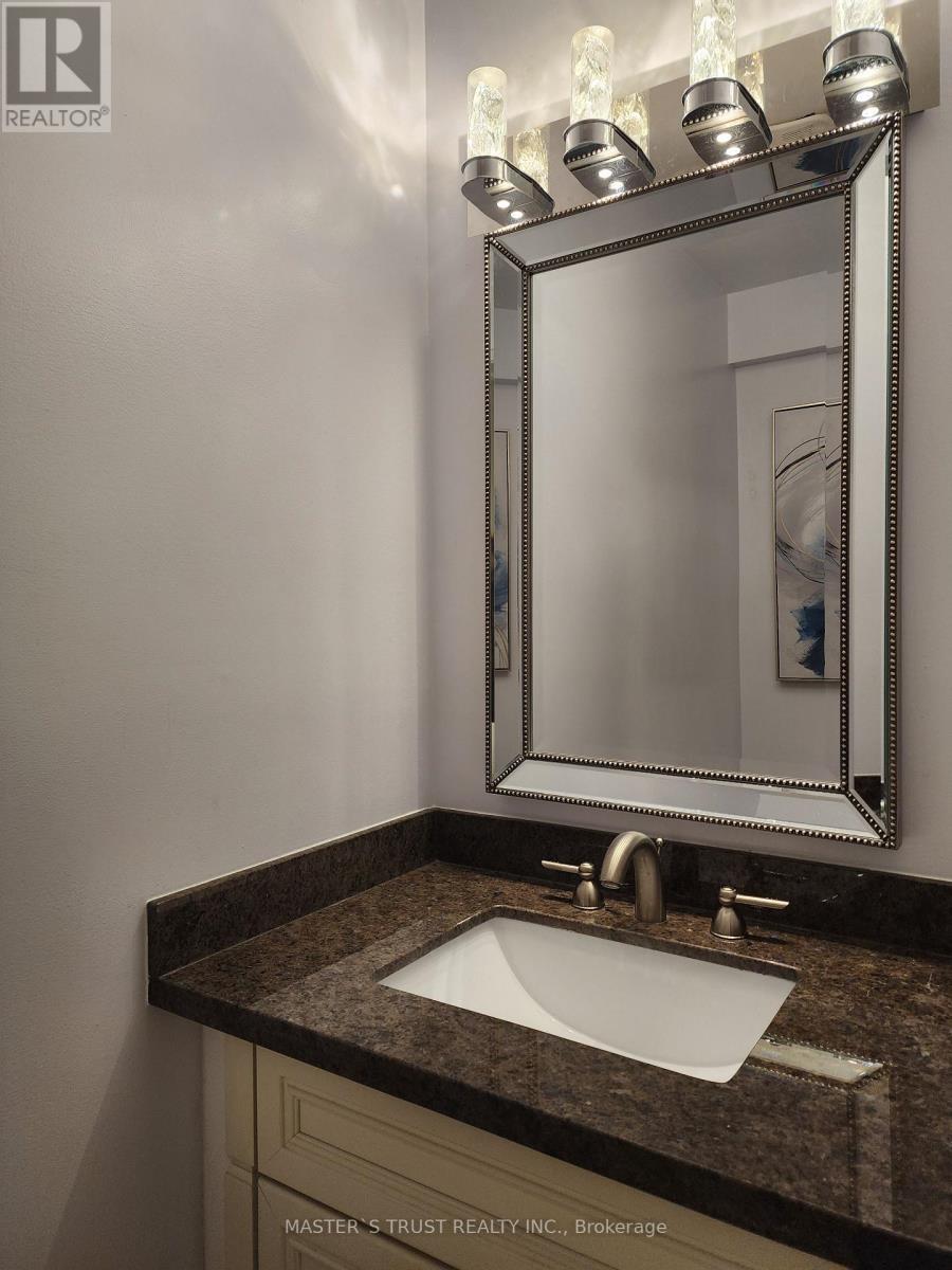 20 O'halloran Crescent, Toronto, Ontario M1V 2C3 - Photo 8 - E12859514