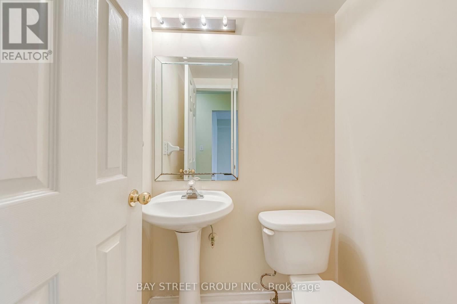 102 - 5260 Mcfarren Boulevard, Mississauga, Ontario  L5M 7J3 - Photo 17 - W12859502