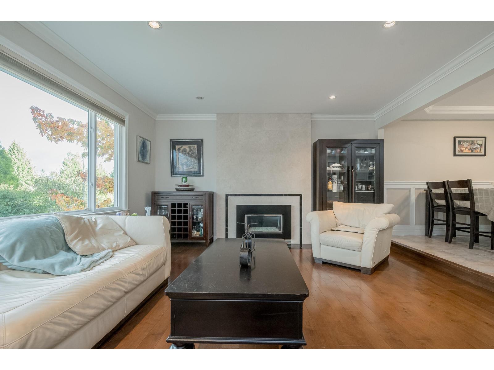 1901 Iris Place, Surrey, British Columbia  V4A 5E4 - Photo 6 - R3069328