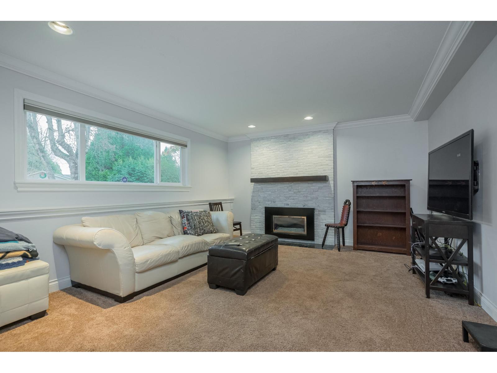 1901 Iris Place, Surrey, British Columbia  V4A 5E4 - Photo 22 - R3069328