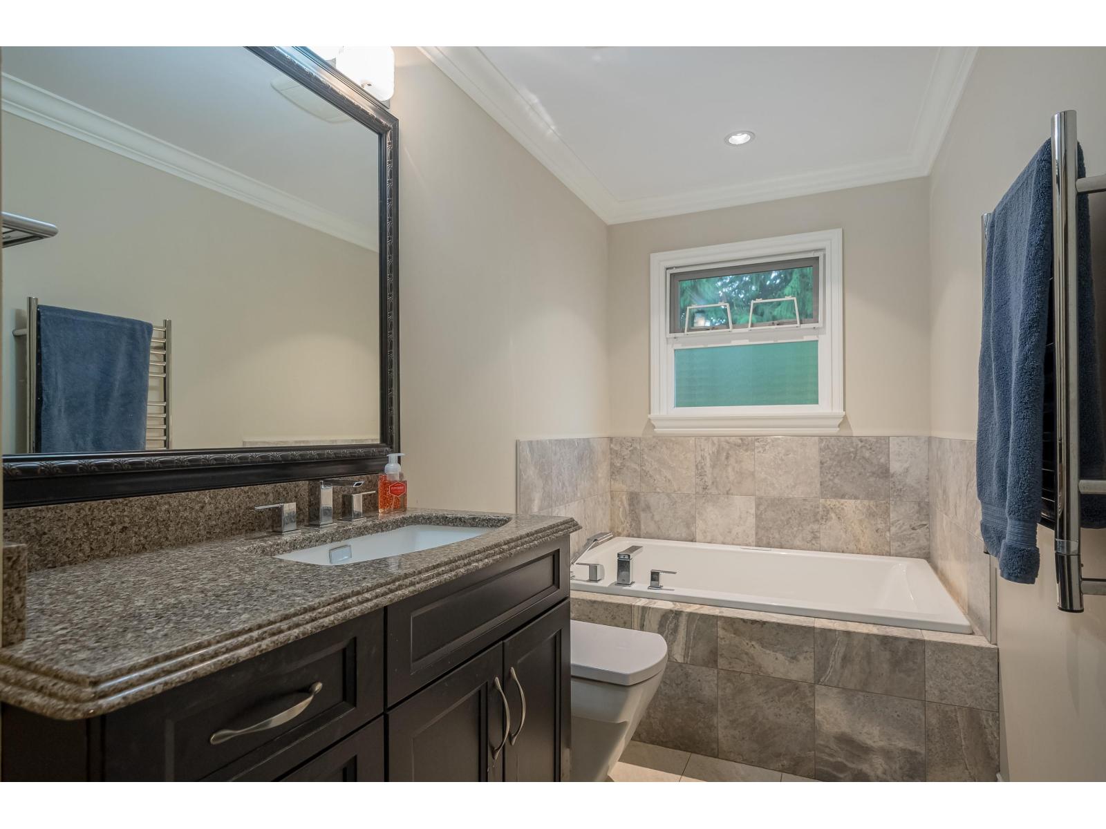 1901 Iris Place, Surrey, British Columbia  V4A 5E4 - Photo 20 - R3069328