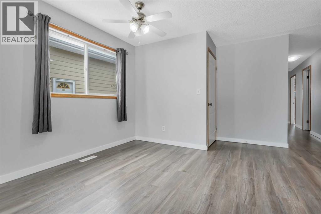 9 Cardinal Avenue, Red Deer, Alberta  T4P 2S9 - Photo 12 - A2290762