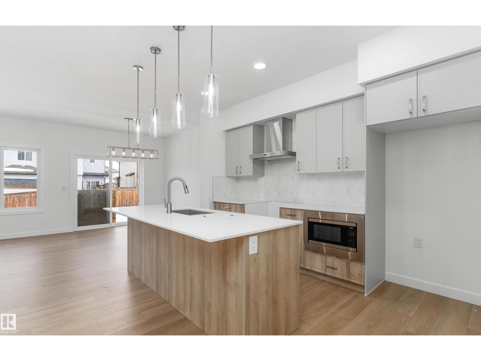 1194 South Creek Wd, Stony Plain, Alberta  T7Z 0P5 - Photo 4 - E4476541