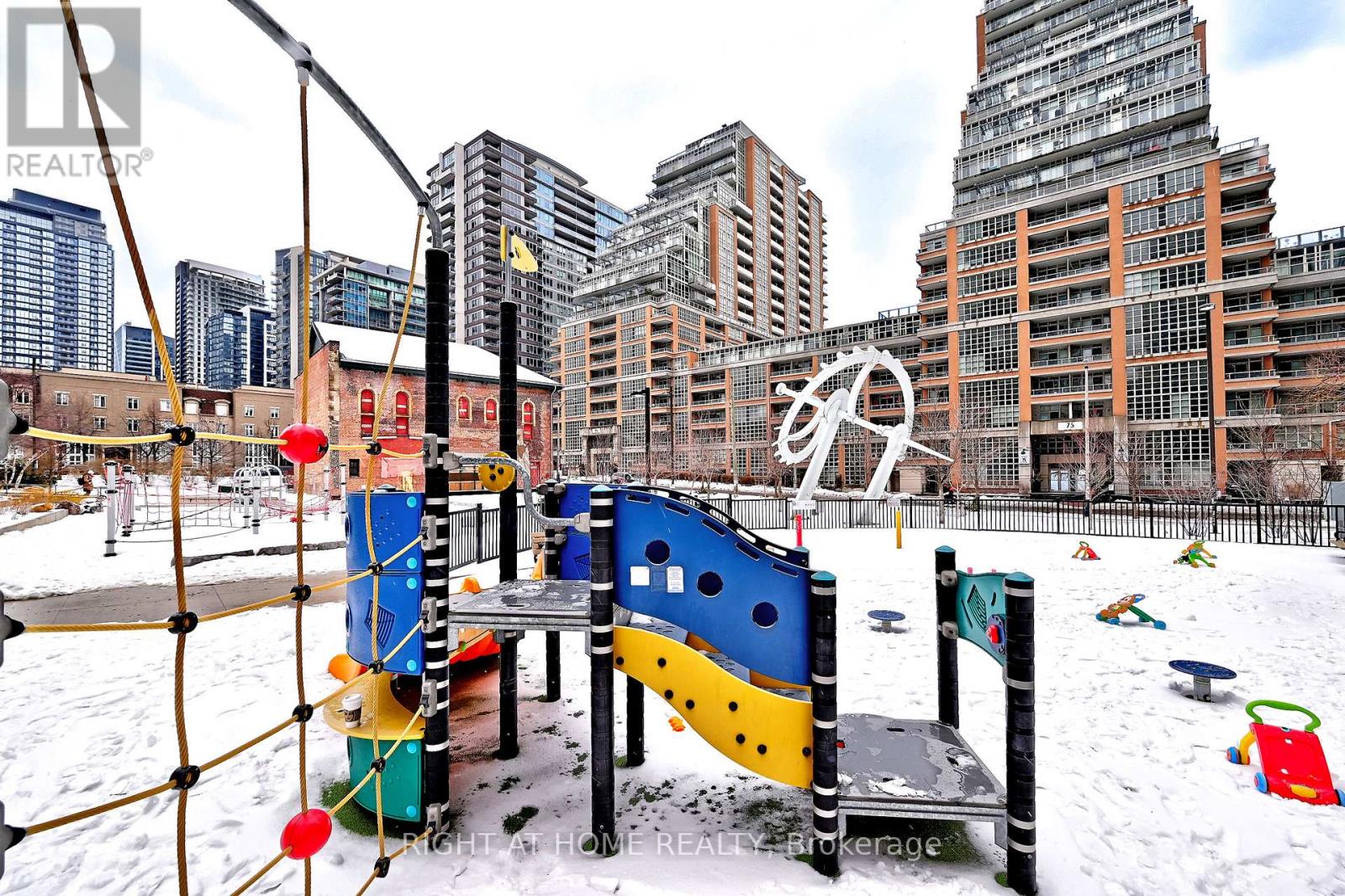 2306 - 65 East Liberty Street, Toronto, Ontario  M6K 3R2 - Photo 46 - C12859350