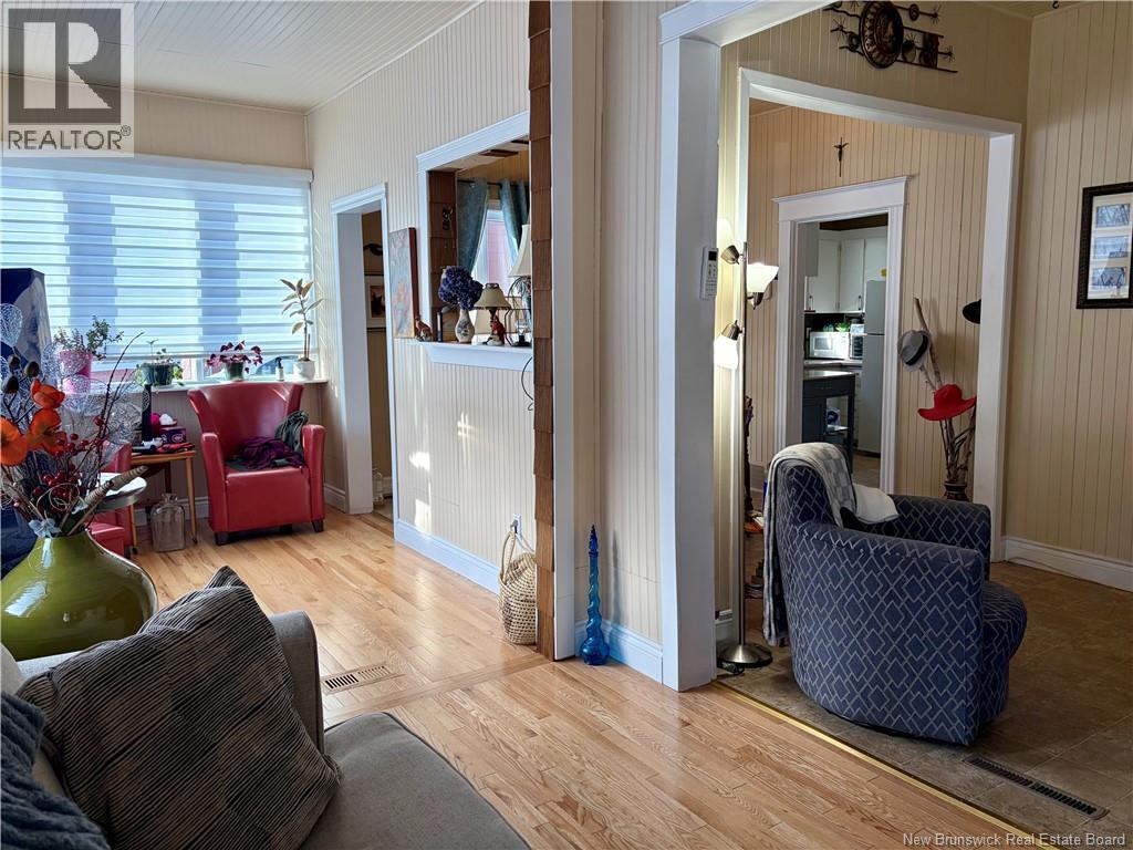 403 Wallace, Dalhousie, New Brunswick  E8C 2W2 - Photo 3 - NB133317