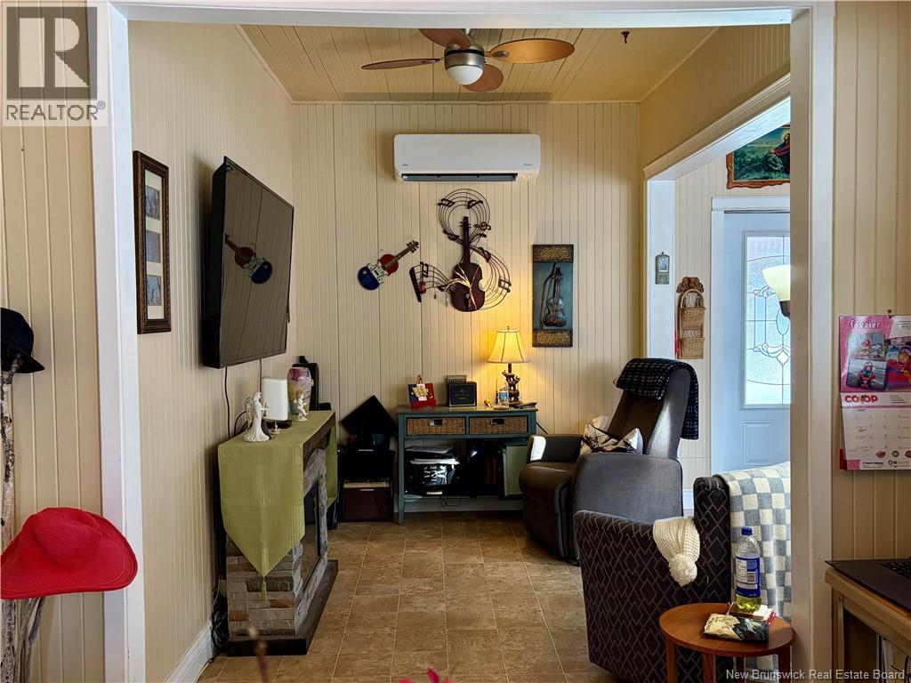 403 Wallace, Dalhousie, New Brunswick  E8C 2W2 - Photo 7 - NB133317
