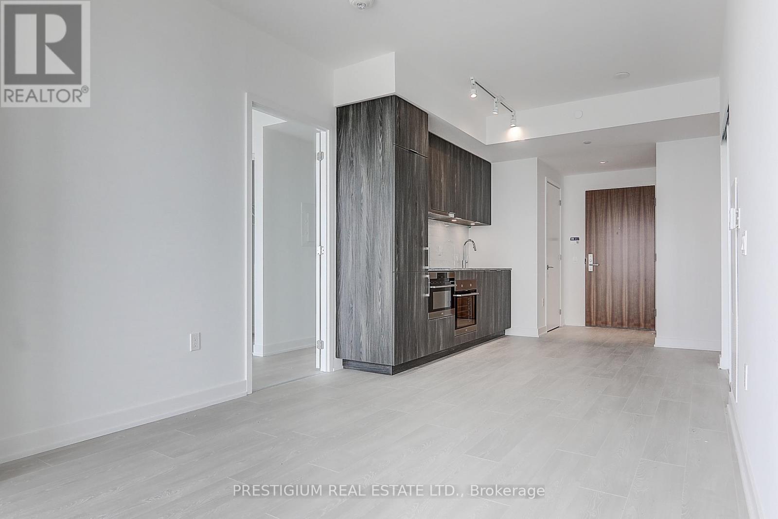 2801 - 15 Queens Quay E, Toronto, Ontario  M5E 0C5 - Photo 11 - C12859566