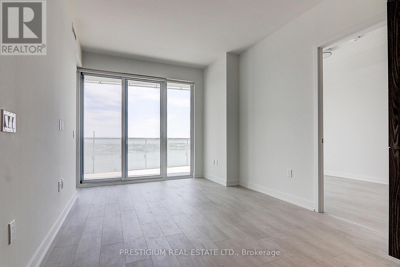 2801 - 15 Queens Quay E, Toronto, Ontario  M5E 0C5 - Photo 16 - C12859566