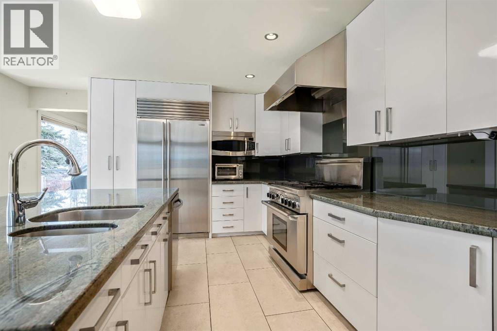 16 Stratton Place Sw, Calgary, Alberta  T3H 1T6 - Photo 22 - A2291243