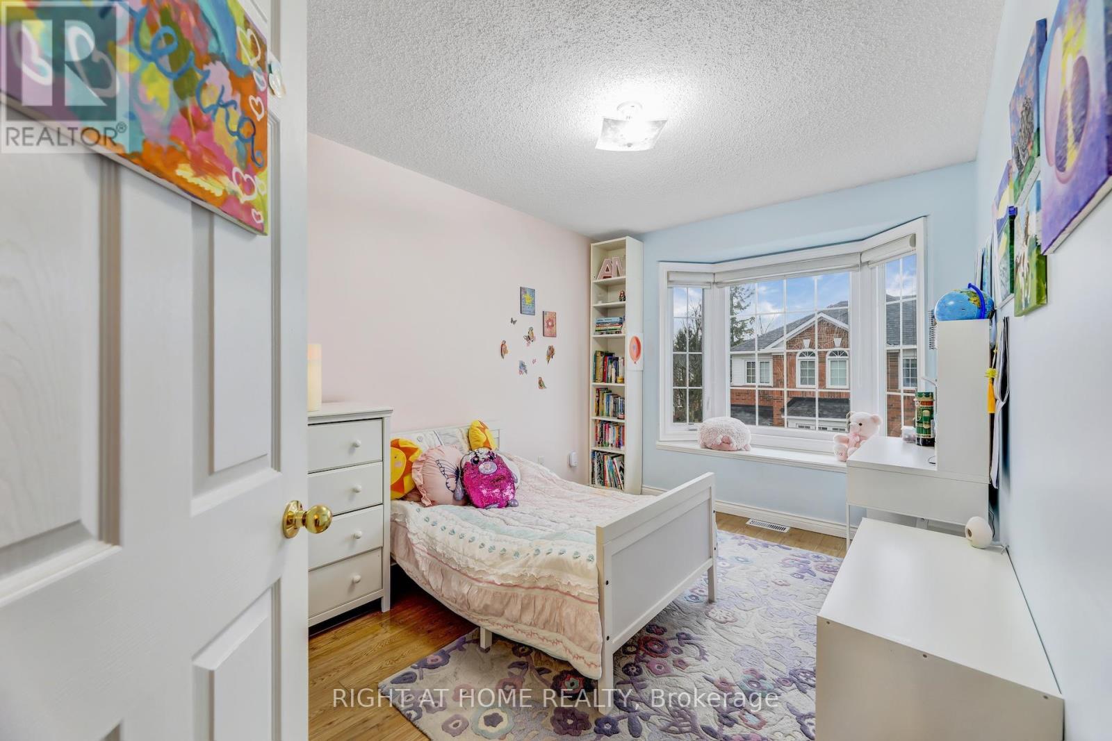 40 - 130 Mosaics Avenue, Aurora, Ontario  L4G 7L5 - Photo 19 - N12859574