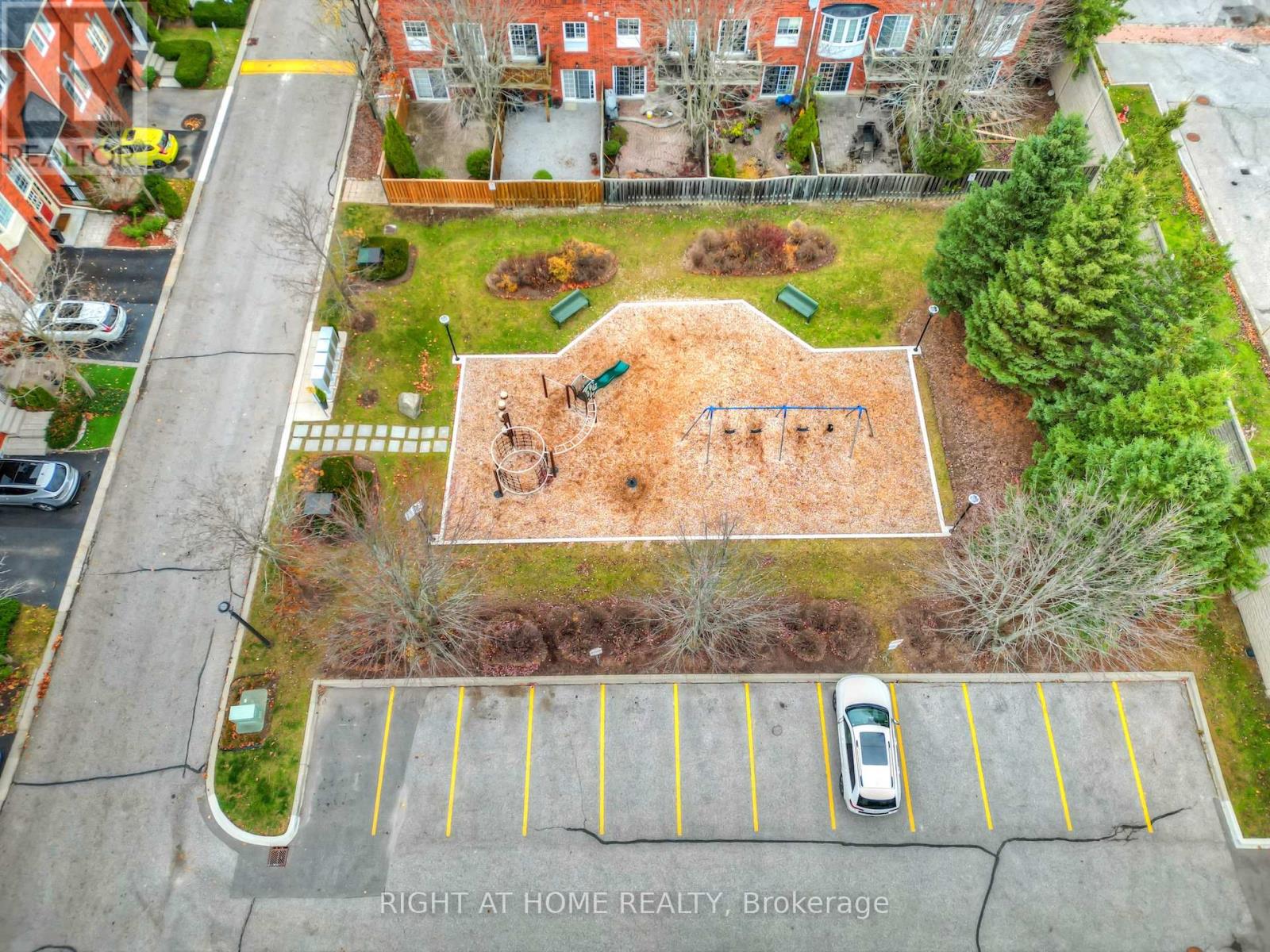 40 - 130 Mosaics Avenue, Aurora, Ontario  L4G 7L5 - Photo 29 - N12859574