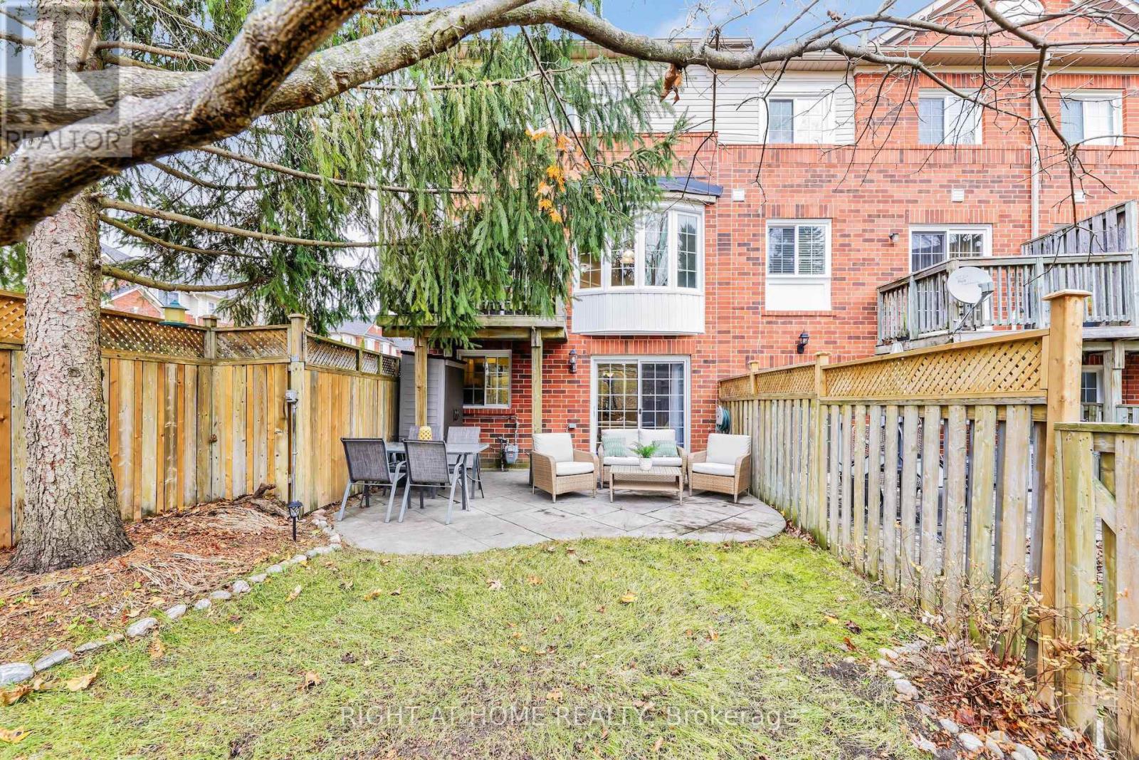 40 - 130 Mosaics Avenue, Aurora, Ontario  L4G 7L5 - Photo 33 - N12859574