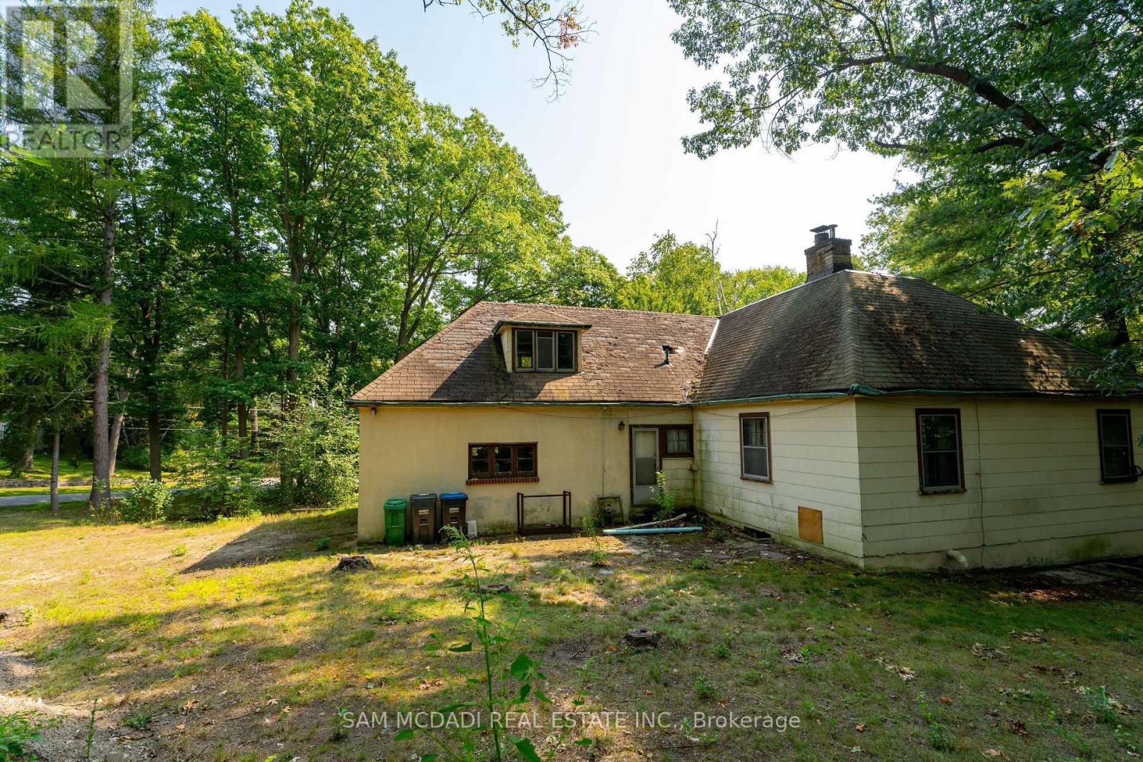 1322 Birchview Drive, Mississauga, Ontario  L5H 3E4 - Photo 16 - W12859562