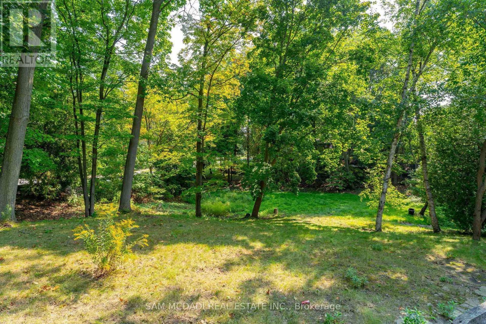 1322 Birchview Drive, Mississauga, Ontario  L5H 3E4 - Photo 17 - W12859562