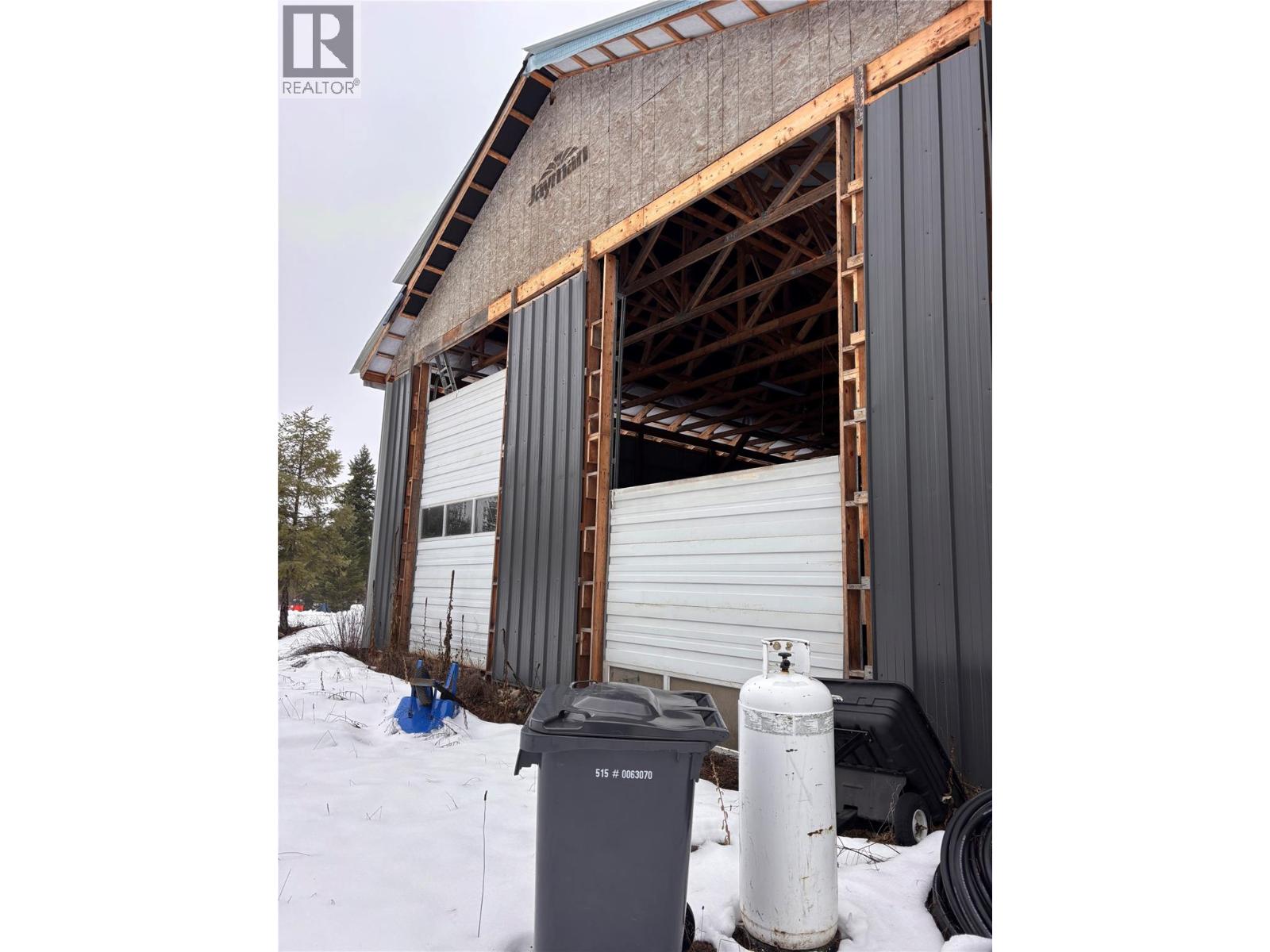 183 Calder Road, Edgewood, British Columbia  V0G 1J0 - Photo 7 - 10374108