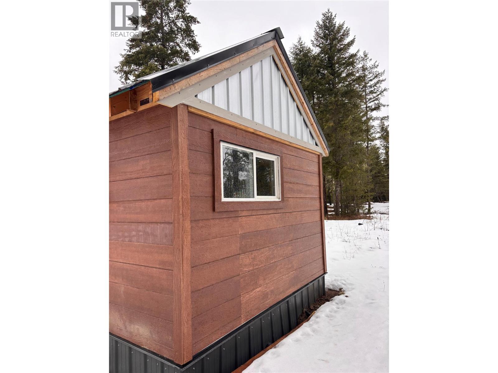 183 Calder Road, Edgewood, British Columbia  V0G 1J0 - Photo 6 - 10374108