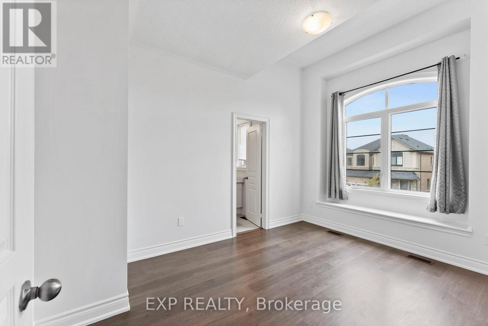 3107 Streamwood Passage Pass, Oakville, Ontario  L6H 0S8 - Photo 38 - W12859588