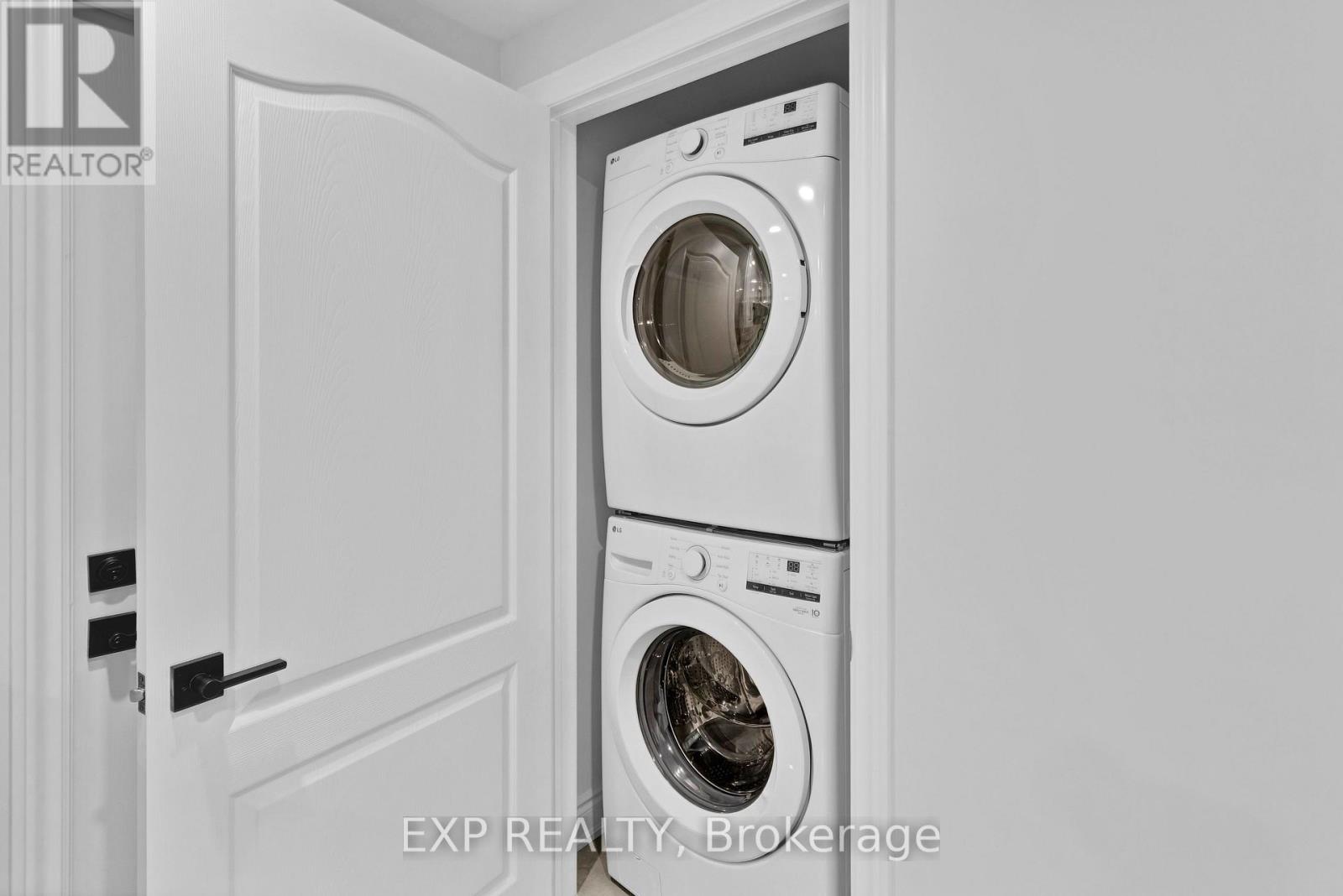 3107 Streamwood Passage Pass, Oakville, Ontario  L6H 0S8 - Photo 50 - W12859588