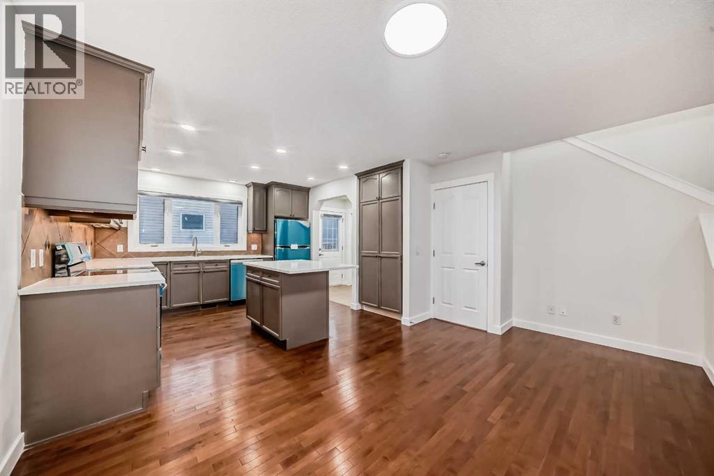 79 Saddlebrook Way Ne, Calgary, Alberta  T3J 5M8 - Photo 9 - A2270761